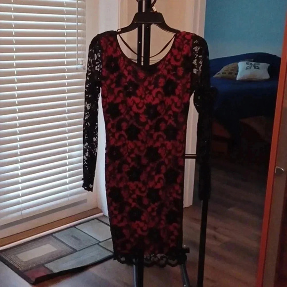 🌺Red and black Frederick's of Hollywood dress🎉 - Picture 3 of 16